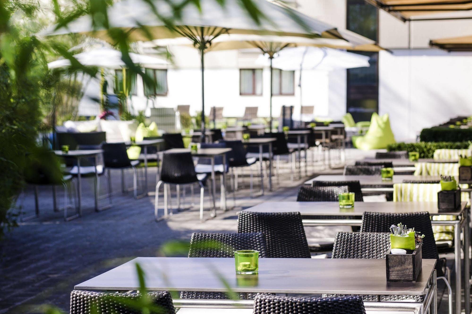 Novotel Nuernberg Am Messezentrum Exterior foto